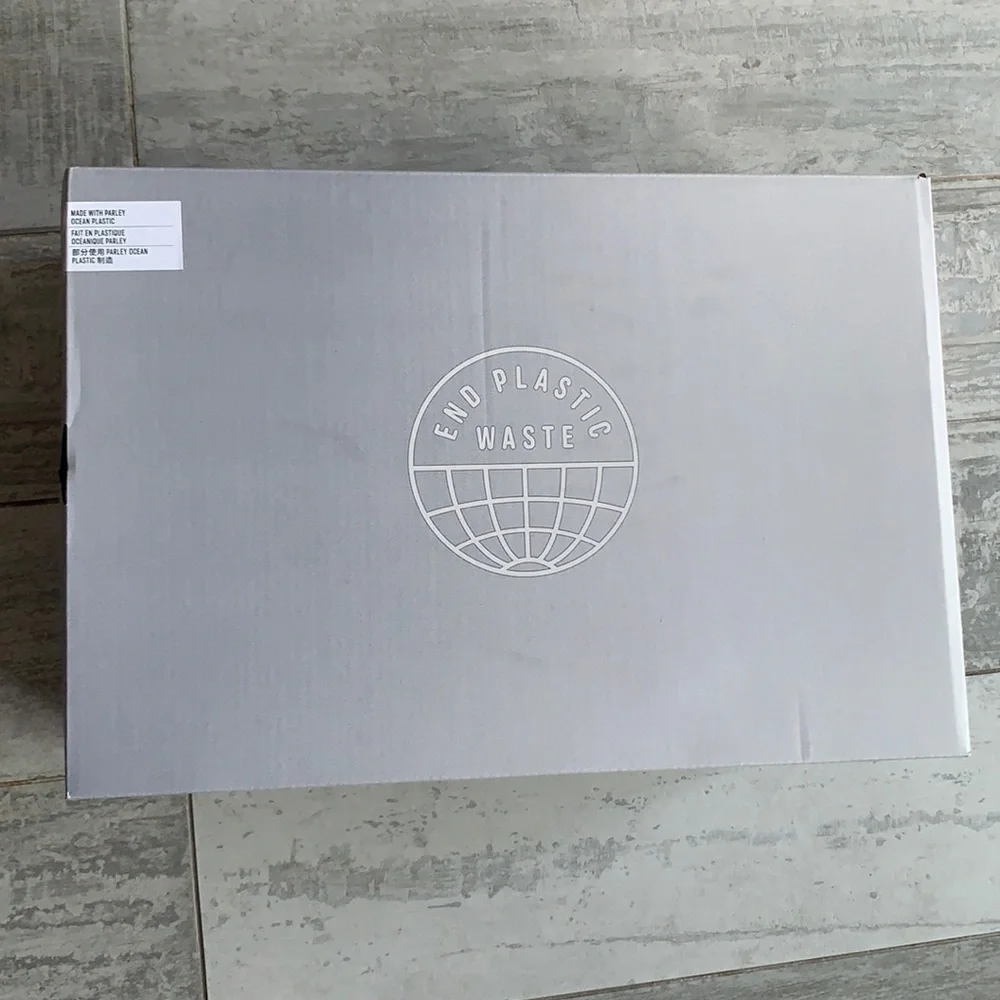 Adidas Shoe Box Empty For your Gift Wrap